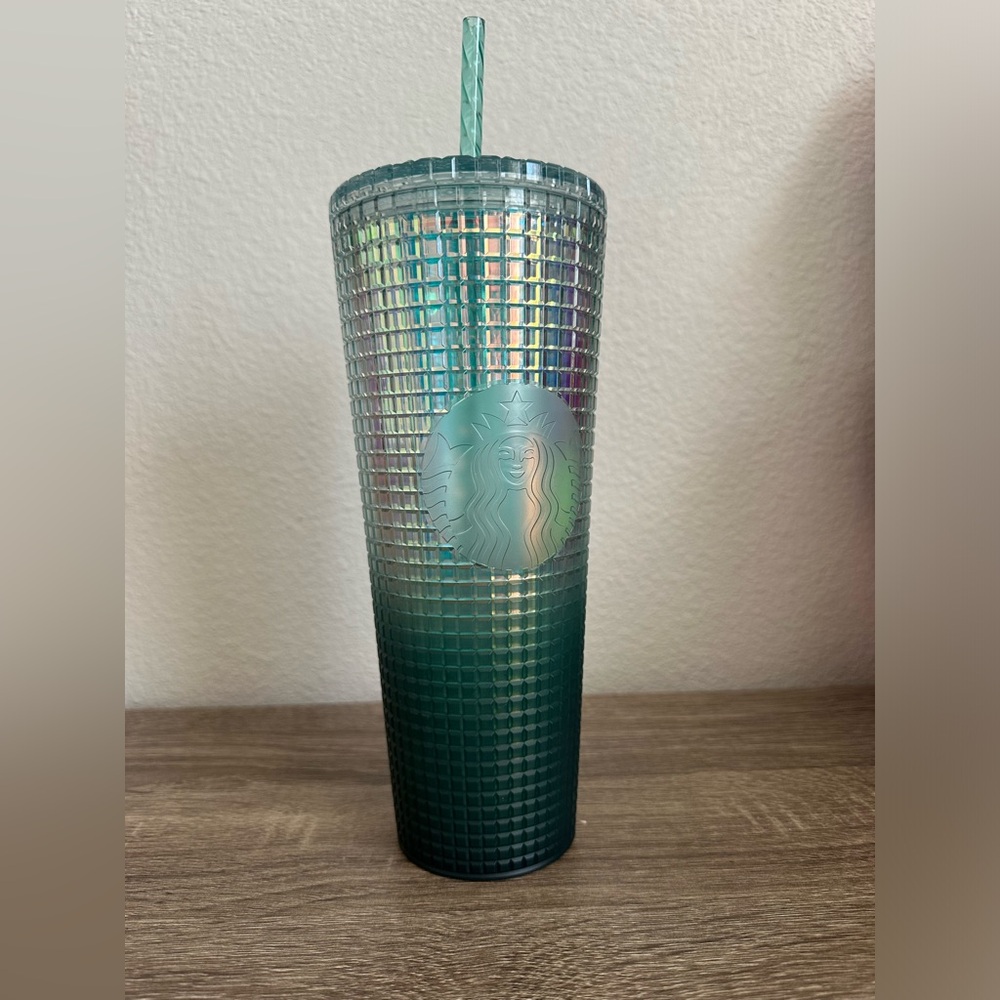 Starbuck cup